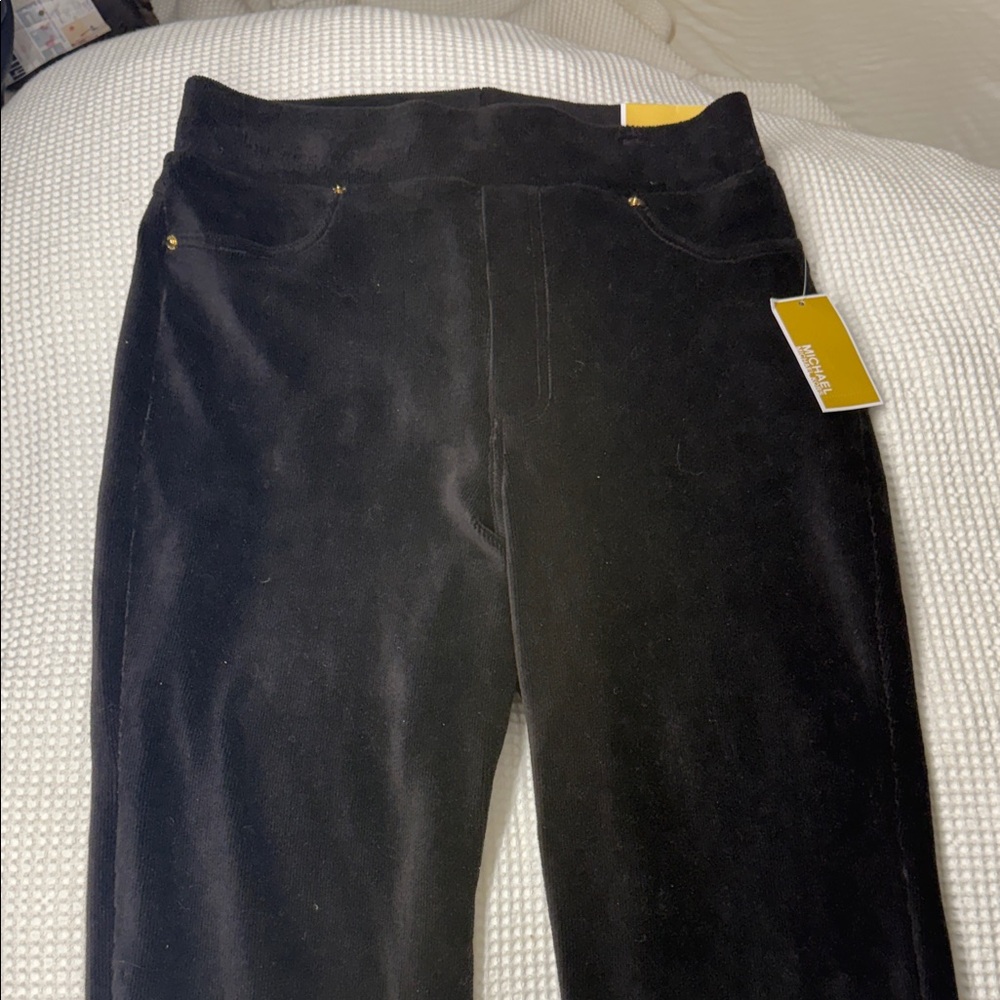 Black Velvet Michael Kors Straight Ankle Pull-On Pants - Medium (NWT)